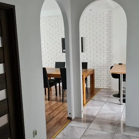 Mieszkanie Przy Deptaku 슈비노우이스쳬